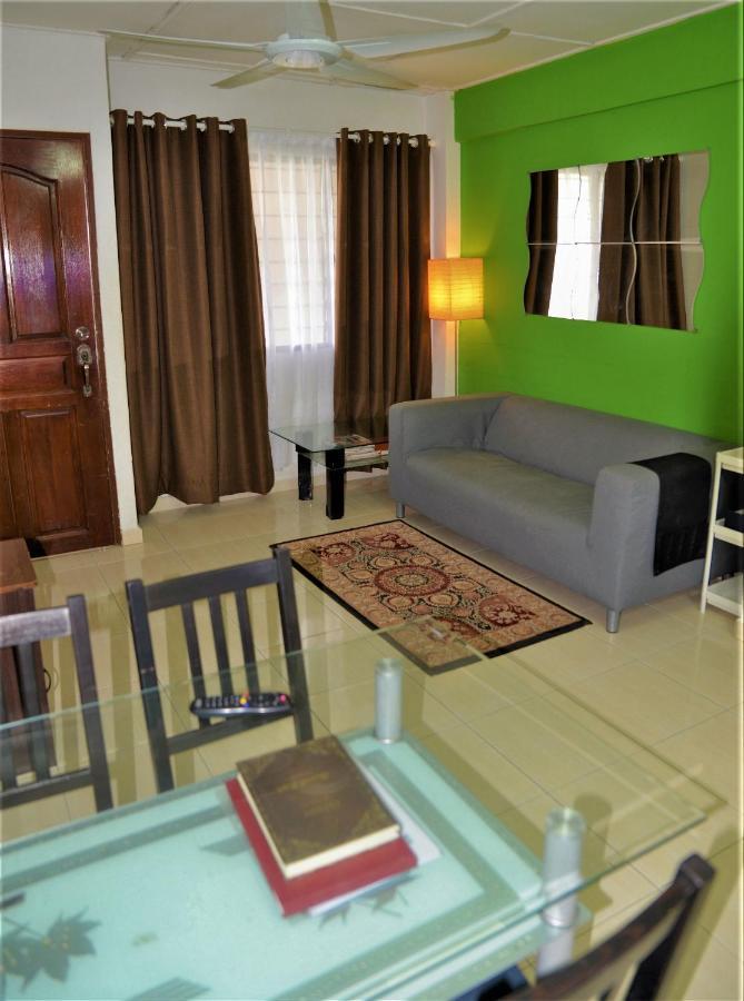 Awedee Homestay Putrajaya Luaran gambar